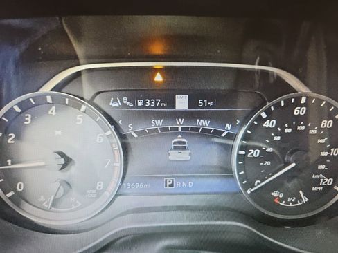 Used 2021 Nissan Titan Platinum Reserve image 5