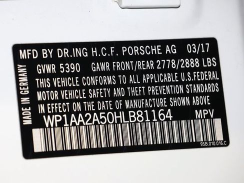 Used 2017 Porsche Macan AWD/4WD image 38
