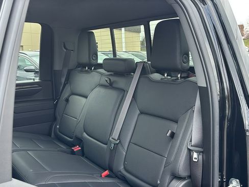 Used 2024 Chevrolet Silverado 3500 LTZ w/ LTZ Plus Package image 28