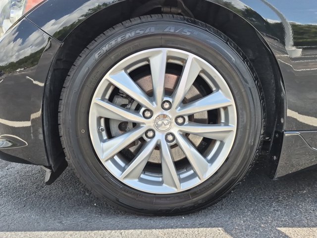 Used 2015 INFINITI Q50 AWD w/ Moonroof Package image 25