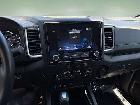 Used 2024 Nissan Frontier SV w/ SV Convenience Package RWD image 26