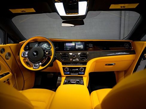 Used 2025 Rolls-Royce Spectre Black Badge w/ Spectre Enhancement Package image 16