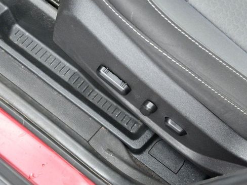 Used 2018 Ford Escape SE w/ SE Sync 3 Package FWD image 14