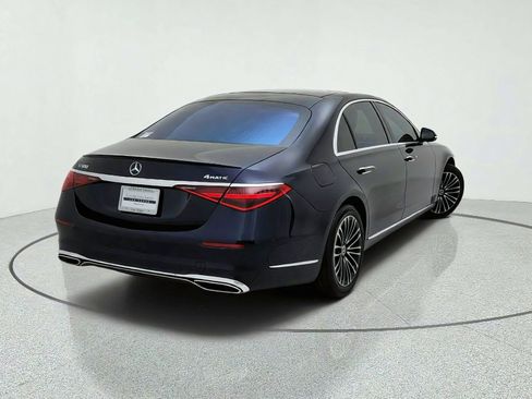 Certified 2022 Mercedes-Benz S 500 4MATIC image 9