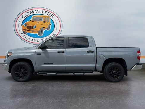 Used 2019 Toyota Tundra SR5 w/ SR5 Upgrade Package image 2
