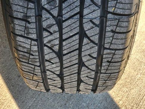 Used 2025 Chevrolet TrailBlazer LS w/ LS Convenience Package image 18