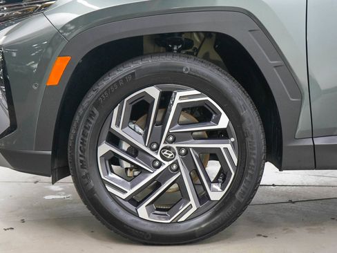 Certified 2026 Hyundai Tucson Limited AWD/4WD image 30