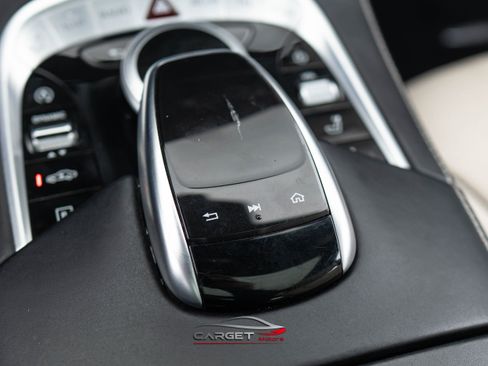 Used 2018 Mercedes-Benz S 560 Sedan image 37
