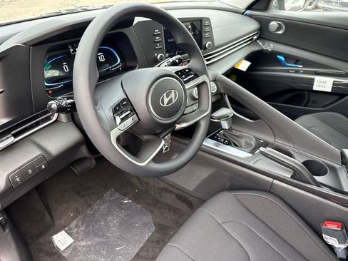 New 2026 Hyundai Elantra SE w/ Cargo Package image 19