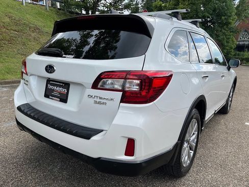 Used 2017 Subaru Outback 3.6R Touring w/ Protection Package #1 AWD/4WD image 35