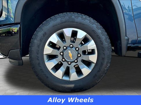 Used 2024 Chevrolet Silverado 2500 Custom w/ Custom Value Package AWD/4WD image 33