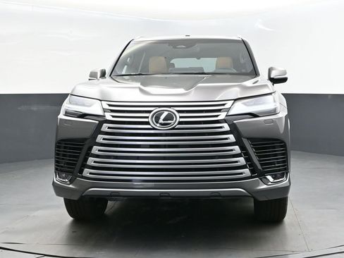 New 2026 Lexus LX 600 4WD w/ Luxury Package image 10