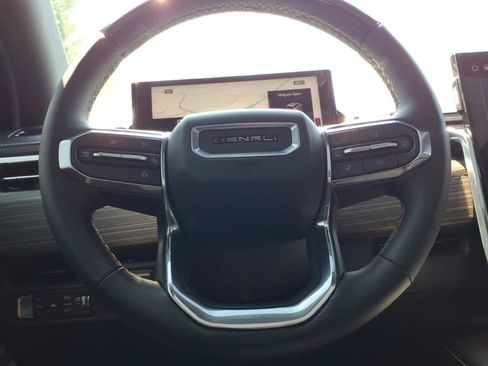 Used 2025 GMC Sierra EV Denali AWD/4WD image 25