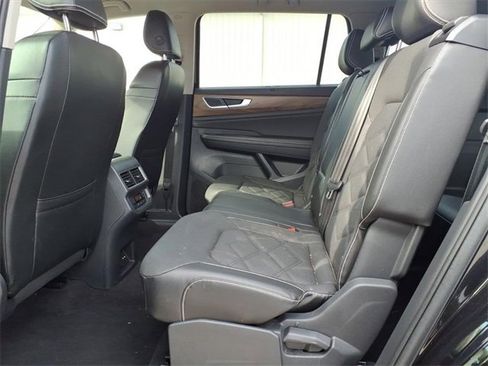 Used 2024 Volkswagen Atlas SE image 10