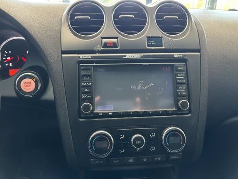 Used 2012 Nissan Altima 3.5 SR w/ Technology Pkg image 17