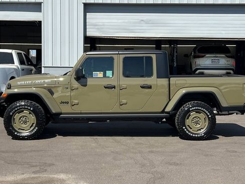 New 2026 Jeep Gladiator Sport image 7