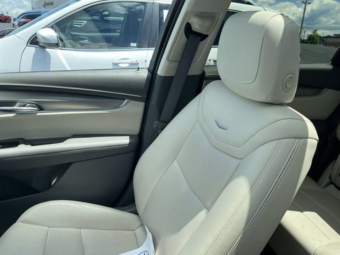 Used 2023 Cadillac XT5 Premium Luxury AWD/4WD image 23