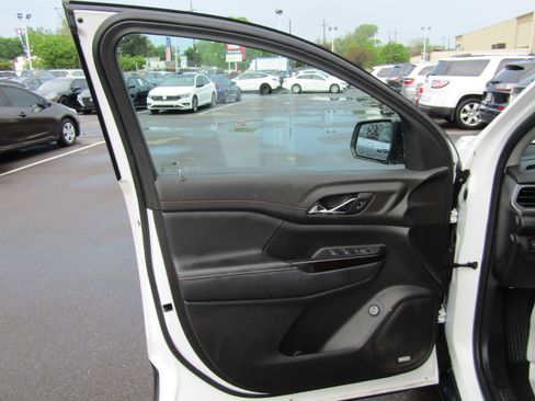 Used 2020 GMC Acadia AT4 w/ Driver Alert Package II AWD/4WD image 9