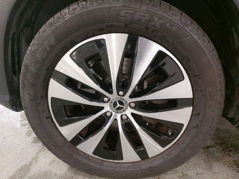 Used 2024 Mercedes-Benz GLE 350 4MATIC image 36