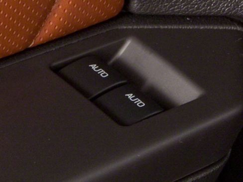 Used 2010 Ford Mustang Coupe RWD image 19