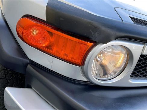 Used 2007 Toyota FJ Cruiser 4WD image 26