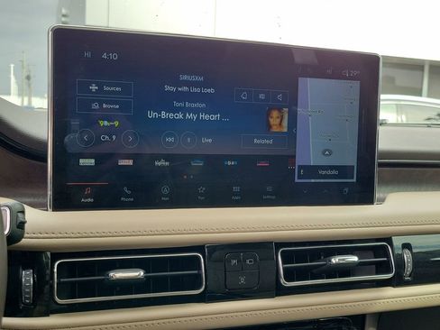 Certified 2022 Lincoln Nautilus Reserve w/ Equipment Group 201A image 27