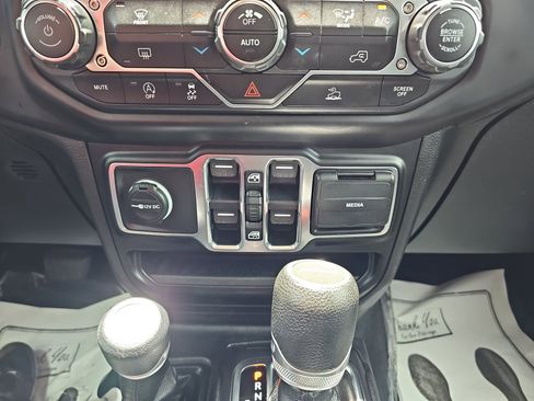 Used 2020 Jeep Gladiator Sport w/ Quick Order Package 24S AWD/4WD image 29