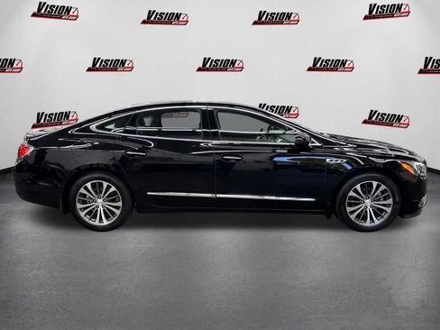 Used 2018 Buick LaCrosse Essence w/ Sun and Shade Package FWD image 4