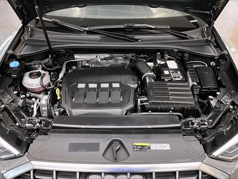 Certified 2023 Audi Q3 2.0T Premium Plus w/ Premium Plus Package AWD/4WD image 31