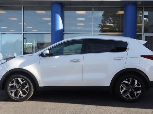 Used 2021 Kia Sportage EX AWD/4WD image 2