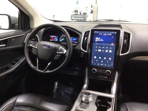 Used 2024 Ford Edge SEL AWD/4WD image 14