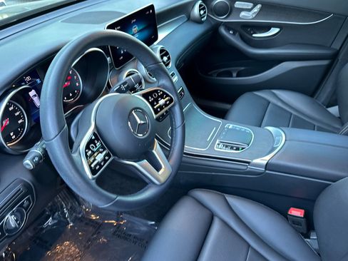 Certified 2022 Mercedes-Benz GLC 300 4MATIC w/ Premium Package Lite image 10
