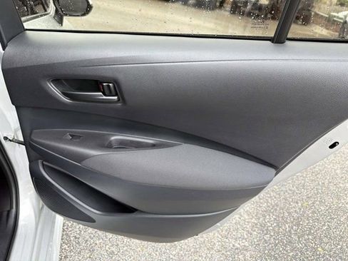 Certified 2025 Toyota Corolla LE FWD image 18