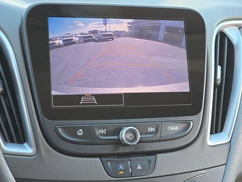 Used 2022 Chevrolet Malibu LT FWD image 26