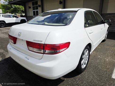 Used 2004 Honda Accord EX image 5