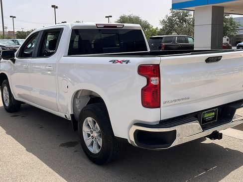 Used 2025 Chevrolet Silverado 1500 LT w/ Safety Package AWD/4WD image 6