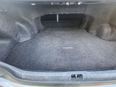 Used 2012 Toyota Camry XLE FWD image 21