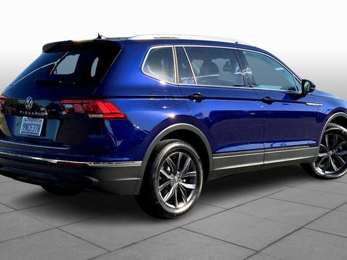 Used 2022 Volkswagen Tiguan SE image 23