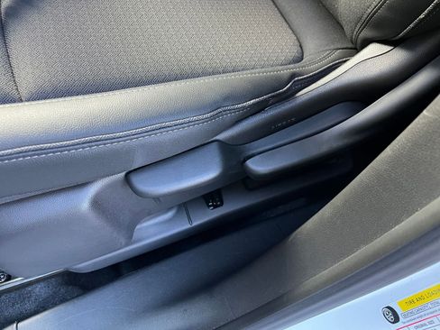 Used 2025 Buick Encore GX Preferred image 23