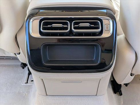 Used 2022 Mercedes-Benz S 500 4MATIC image 18