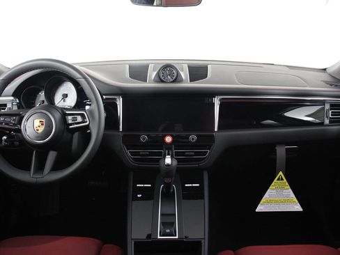 New 2026 Porsche Macan S AWD/4WD image 11