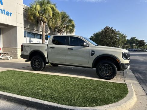 Certified 2025 Ford Ranger XLT w/ Trailer Tow Package RWD image 3