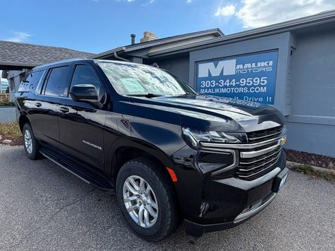Used 2024 Chevrolet Suburban LT AWD/4WD image 45