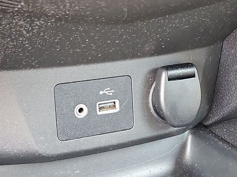 Used 2020 Nissan Rogue Sport SV FWD image 23