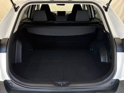 Used 2025 Toyota RAV4 XLE FWD image 4