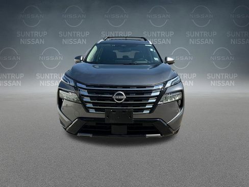 Used 2026 Nissan Rogue Platinum w/ Platinum Premium Package AWD/4WD image 44