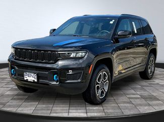 Used 2022 Jeep Grand Cherokee Trailhawk w/ Luxury Tech Group III AWD/4WD video 1