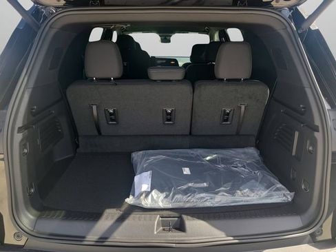New 2026 Chevrolet Traverse LT image 9