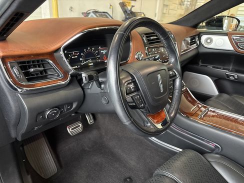 Used 2019 Lincoln Continental Black Label AWD/4WD image 23
