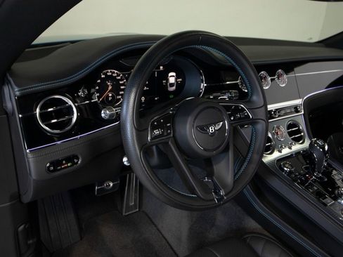 Used 2020 Bentley Continental GT image 22